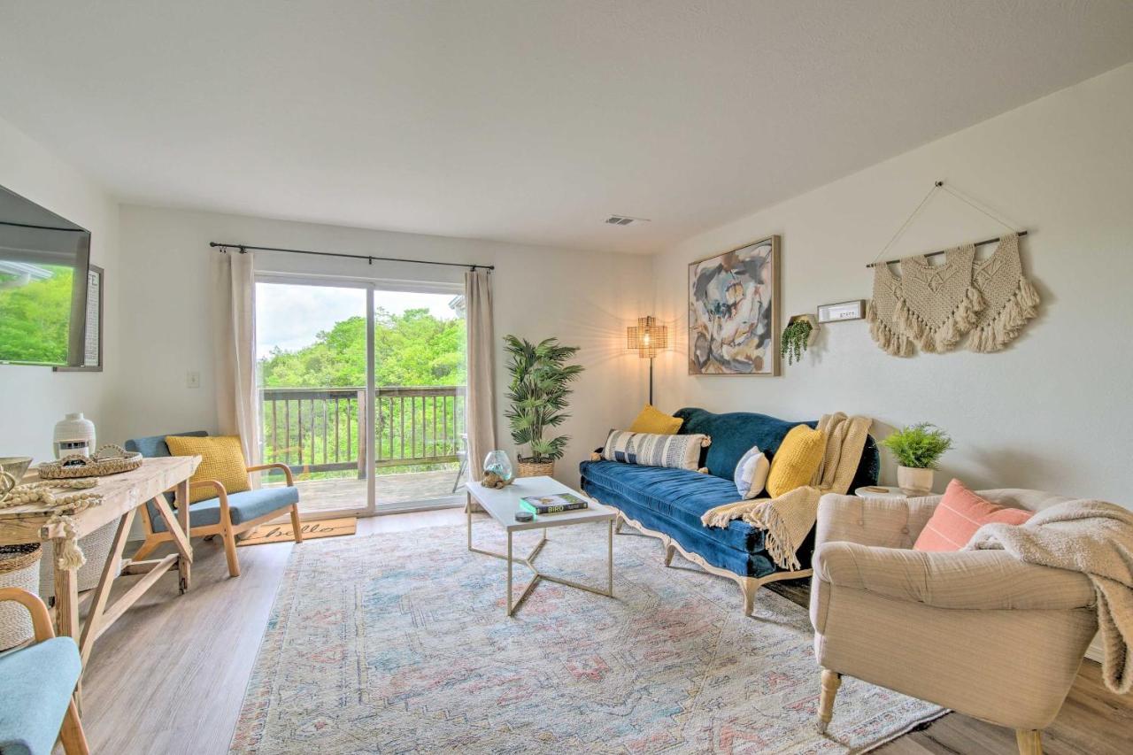 Cozy Branson Retreat With Balcony, 2 Mi To 76 Strip Lejlighed Eksteriør billede