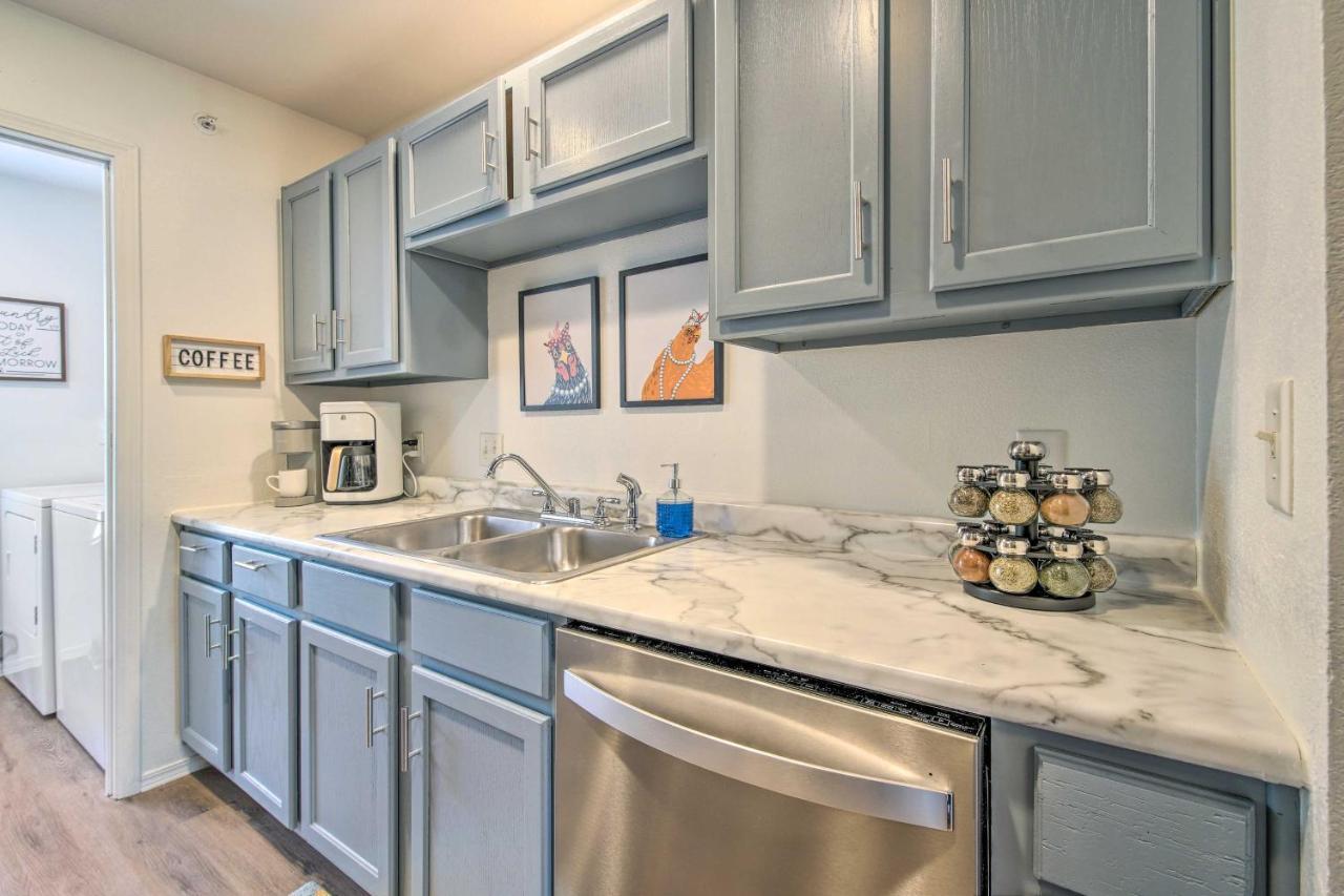 Cozy Branson Retreat With Balcony, 2 Mi To 76 Strip Lejlighed Eksteriør billede